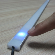 LEd touch switch in linear lighting